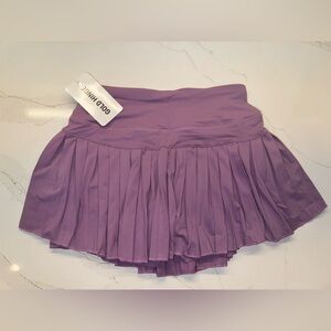 Gold Hinge - NWT - Plum Pleated Tennis / Golf Skirt - Size M
